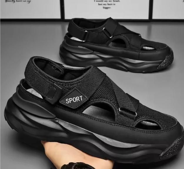 Men's Close Toe Breathable Sandals Black